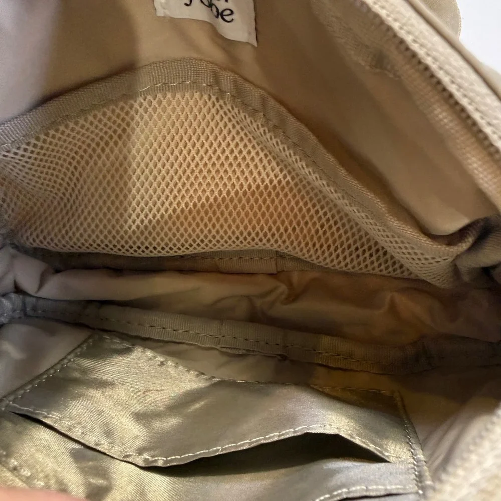 Athleta Excursion Belt Bag Tan Nylon Crossbody Fanny Pack Adjustable Strap Zip